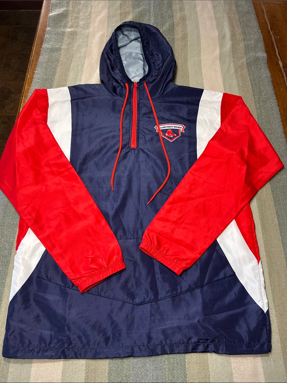 Boston Red Sox hooded windbreaker - season ticket holder Unisex small